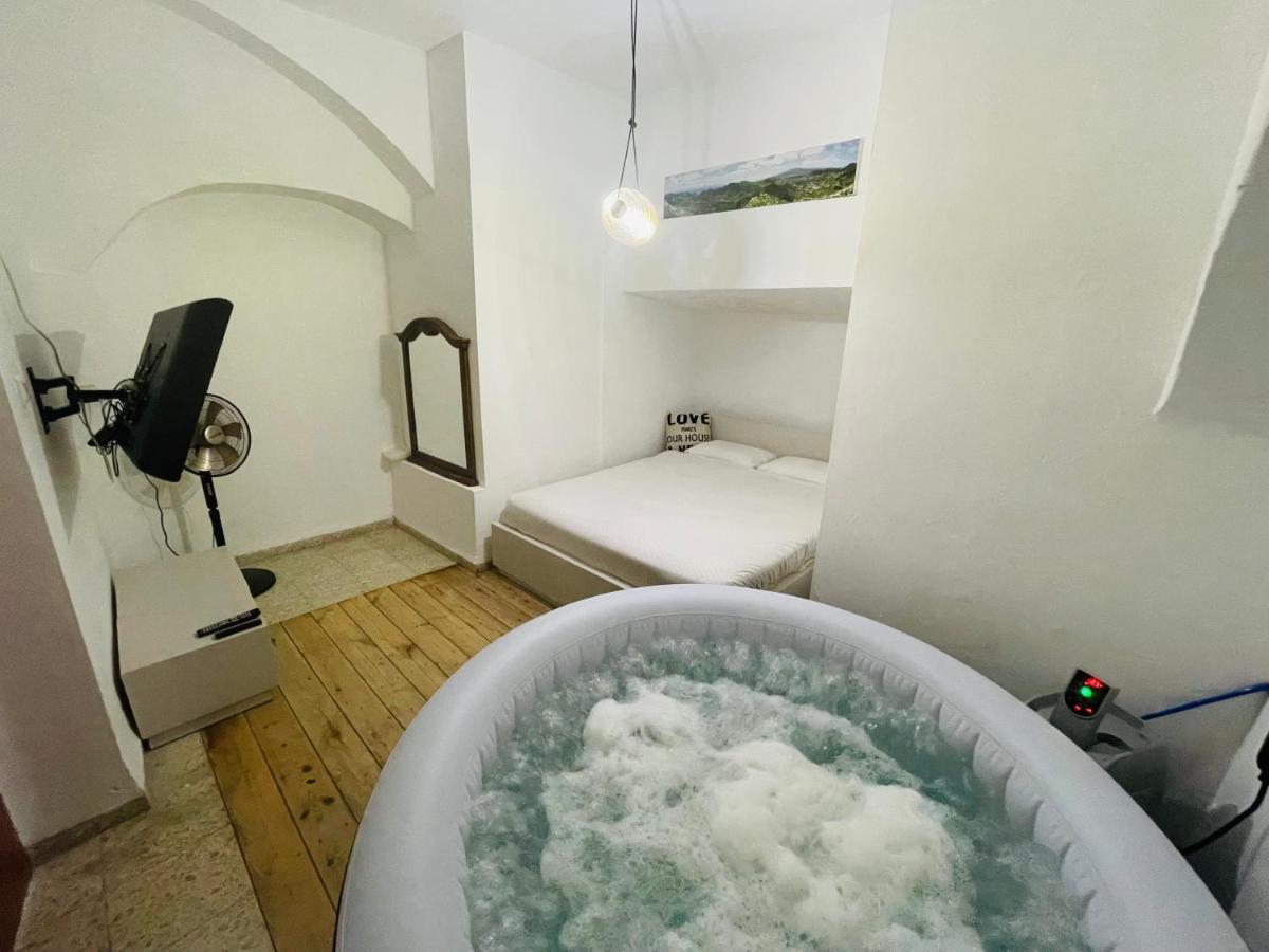Zimmer In Old City Rosh Pinna Eksteriør billede